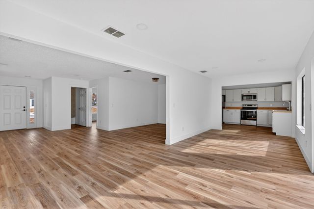 2101 SE Holland Street, Port St. Lucie, Port St Lucie, FL 34952