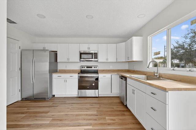 2101 SE Holland Street, Port St. Lucie, Port St Lucie, FL 34952