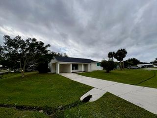 2101 SE Holland Street, Port St. Lucie, Port St Lucie, FL 34952