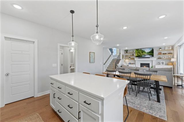 18910 Ocheltree Street, Spring Hill, KS 66083