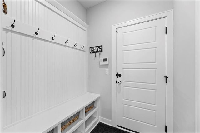 18910 Ocheltree Street, Spring Hill, KS 66083