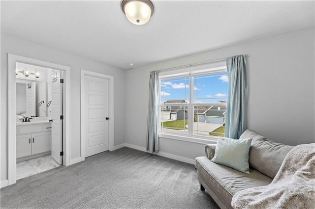 18910 Ocheltree Street, Spring Hill, KS 66083