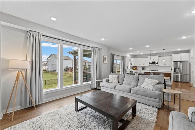 18910 Ocheltree Street, Spring Hill, KS 66083