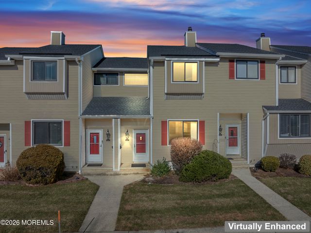 424 Middlewood Road, Middletown, NJ 07748