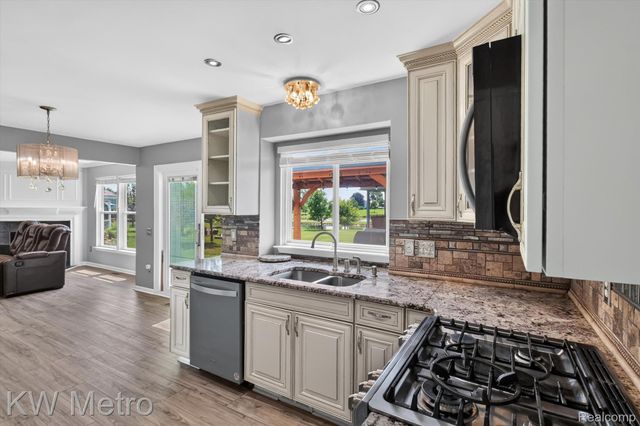 27886 Bluebird Drive, Huron Charter Township, MI 48134