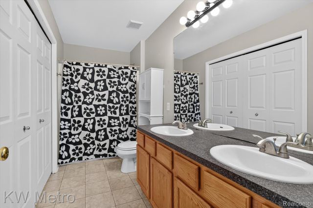 27886 Bluebird Drive, Huron Charter Township, MI 48134