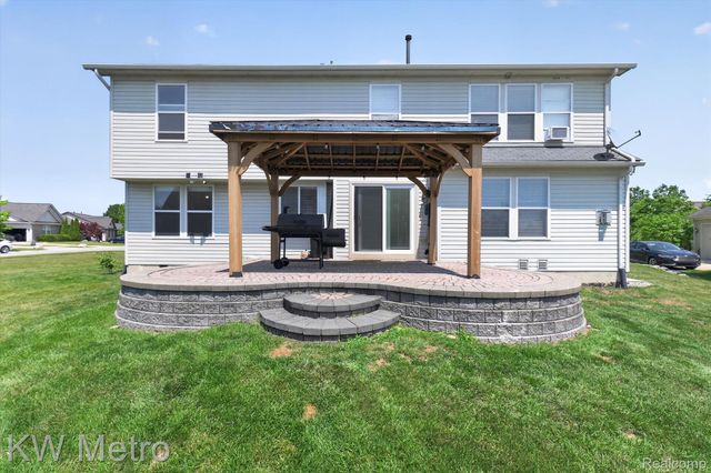 27886 Bluebird Drive, Huron Charter Township, MI 48134