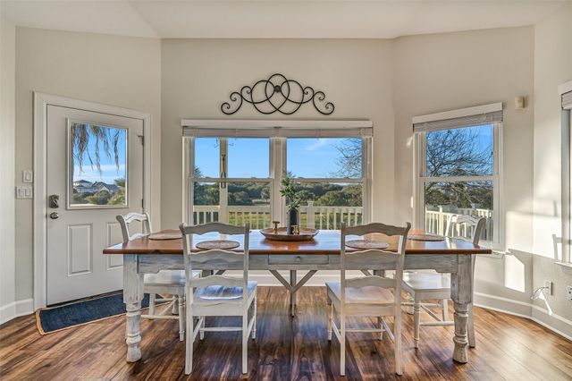 13414 Binnacle Way, Galveston, TX 77554