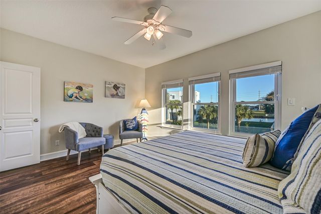 13414 Binnacle Way, Galveston, TX 77554