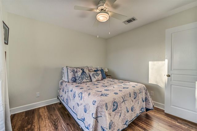 13414 Binnacle Way, Galveston, TX 77554