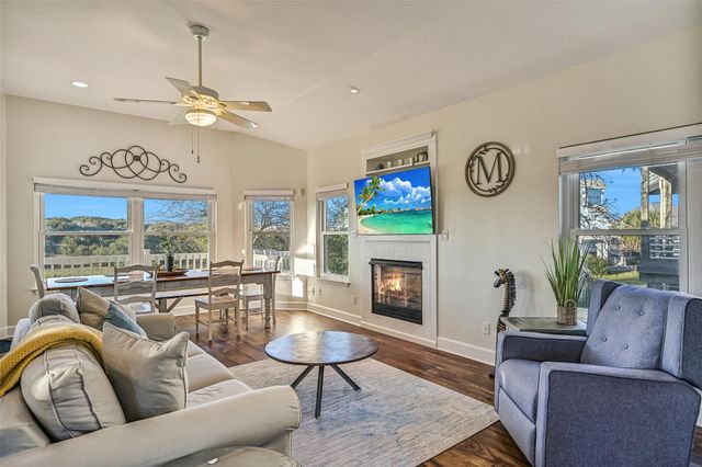 13414 Binnacle Way, Galveston, TX 77554