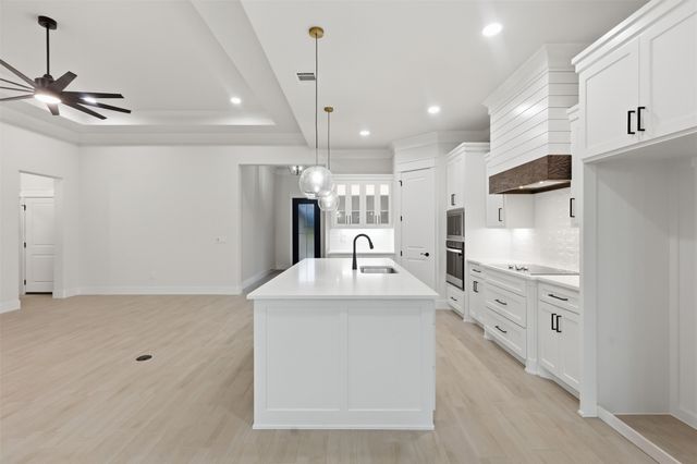 2714 Village Road, Granbury, TX 76049