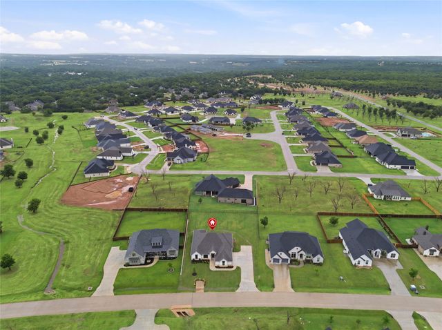 2714 Village Road, Granbury, TX 76049