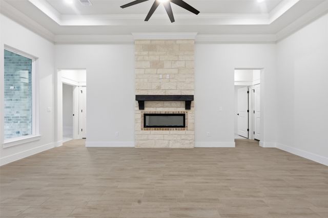 2714 Village Road, Granbury, TX 76049