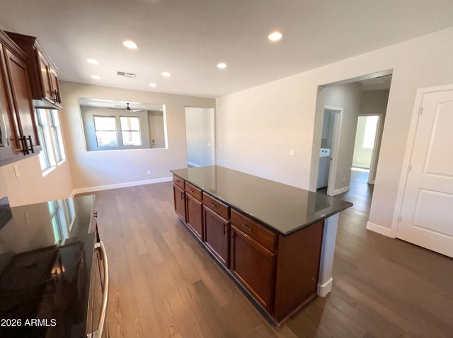 4648 S TWINLEAF Drive, Gilbert, AZ 85297