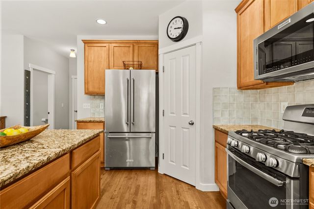 25381 SE 279th Place, Maple Valley, WA 98038