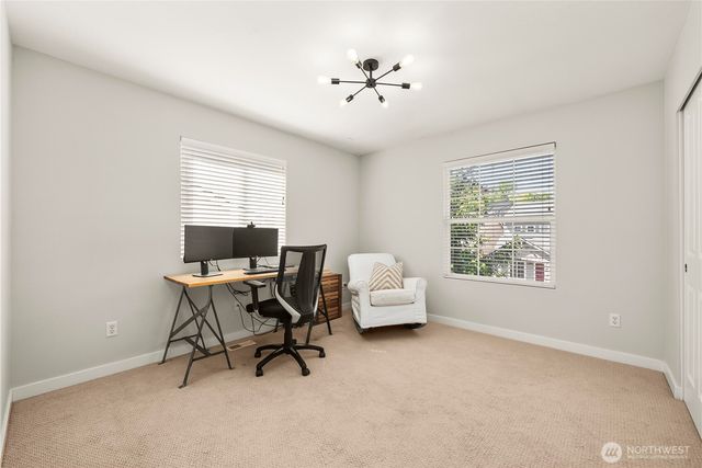 25381 SE 279th Place, Maple Valley, WA 98038