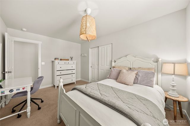 25381 SE 279th Place, Maple Valley, WA 98038
