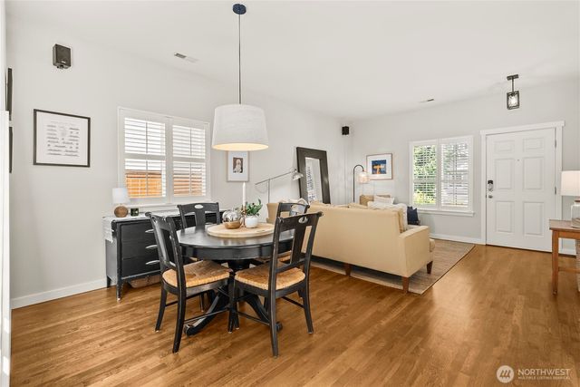 25381 SE 279th Place, Maple Valley, WA 98038