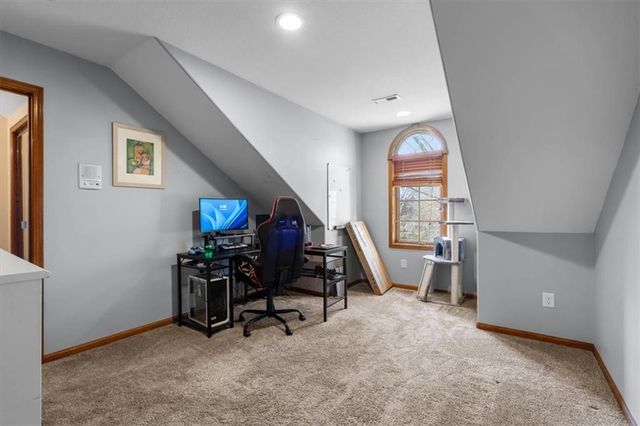 2219 SW Park Avenue, Blue Springs, MO 64015