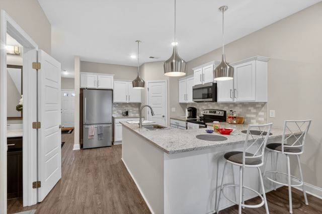 216 Drayton Dr Unit H, Clarksville, TN 37042
