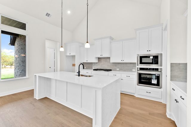 5301 Old Highway 6, Van Alstyne, TX 75495
