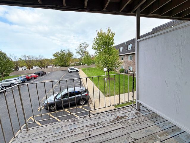 841 Blossom Lane 203, Prospect Heights, IL 60070