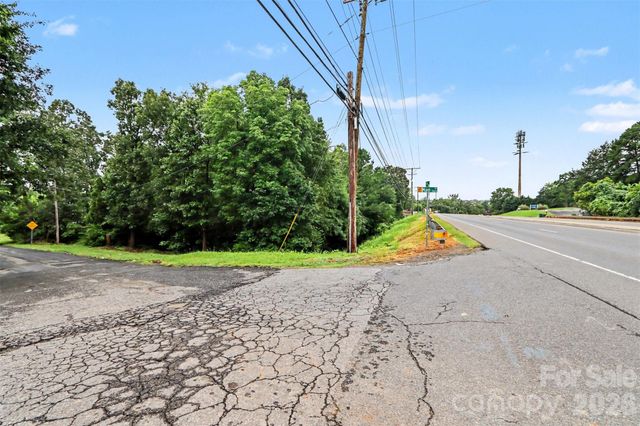 12002 N Tryon Street, Charlotte, NC 28262