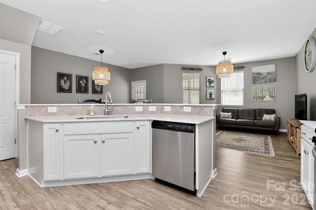 276 Ascot Run Way, Fort Mill, SC 29715