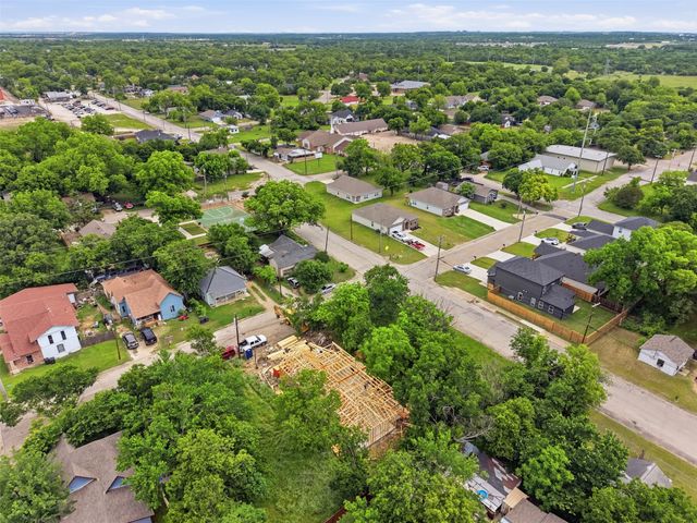 306 Royal Street, Cleburne, TX 76031