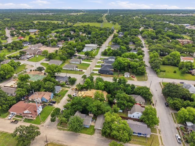 306 Royal Street, Cleburne, TX 76031