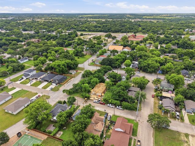 306 Royal Street, Cleburne, TX 76031