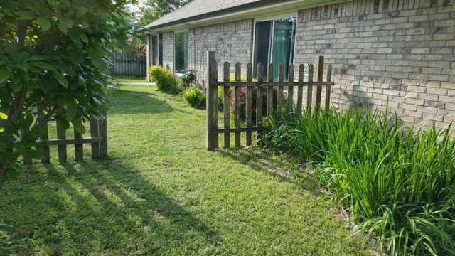2905 Essex Place, Springdale, AR 72762