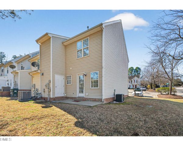 1601 Briarmont Court, Raleigh, NC 27610