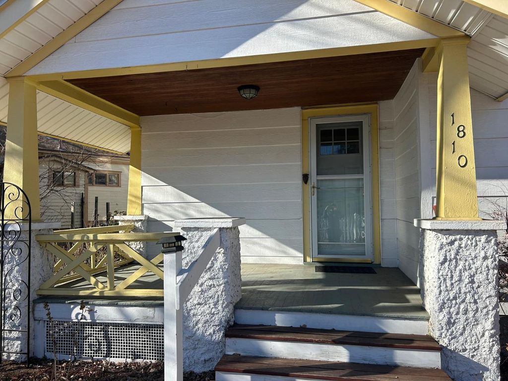 1810 Woodburn Street 1810, Colorado Springs, CO 80905