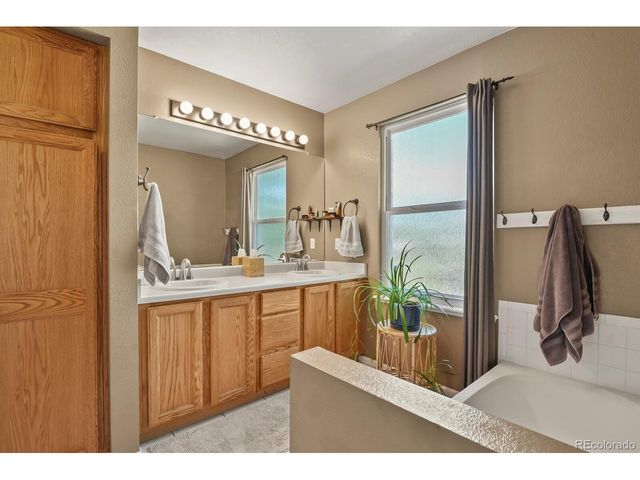 6260 E 121st Dr, Brighton, CO 80602