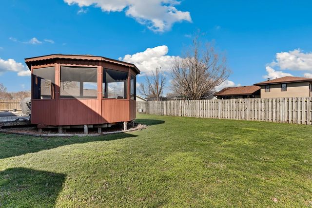 115 Cypress Drive, Schererville, IN 46375