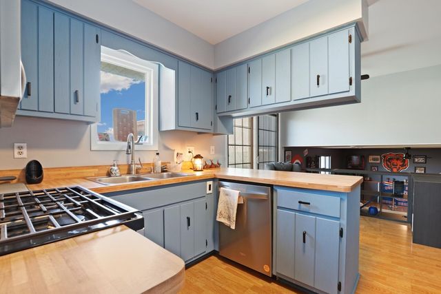 115 Cypress Drive, Schererville, IN 46375