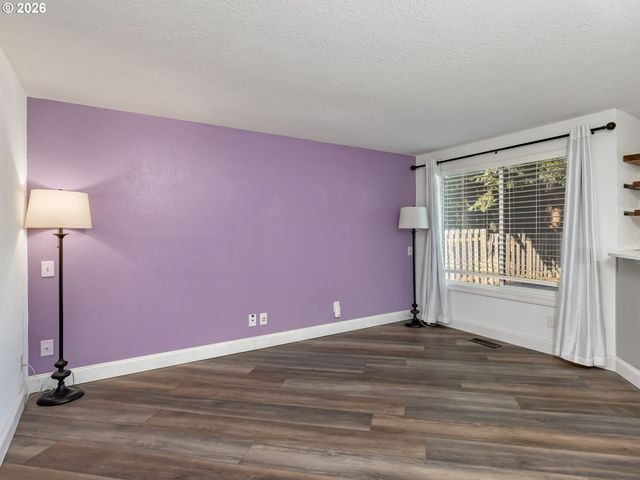 1128 Se 53RD Ct, Hillsboro, OR 97123