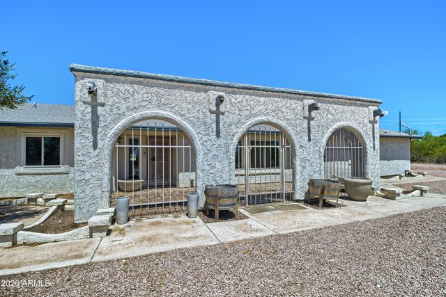7506 E Mallory Street, Mesa, AZ 85207