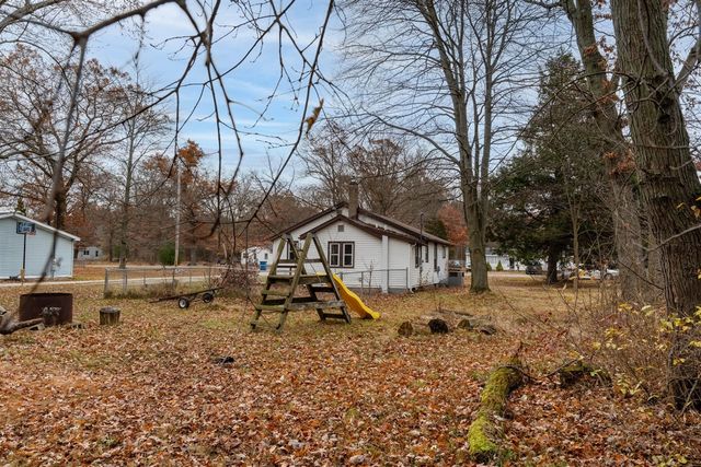 1487 S Brooks Road, Muskegon, MI 49442