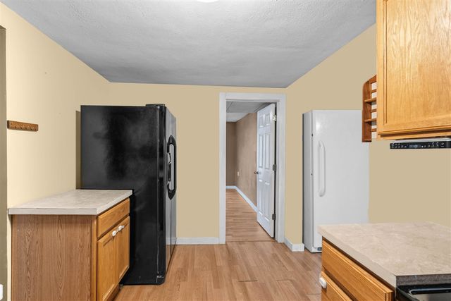 1487 S Brooks Road, Muskegon, MI 49442