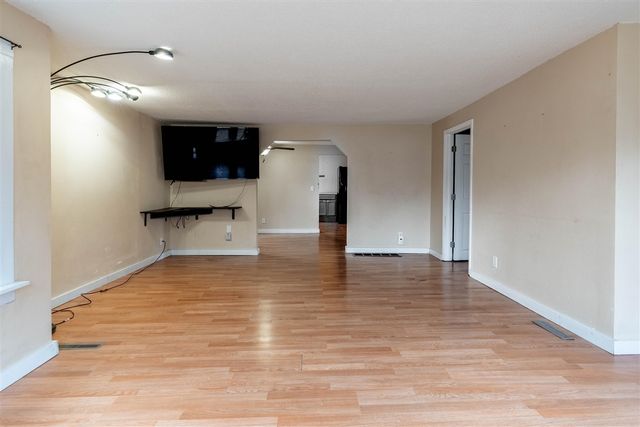 1487 S Brooks Road, Muskegon, MI 49442