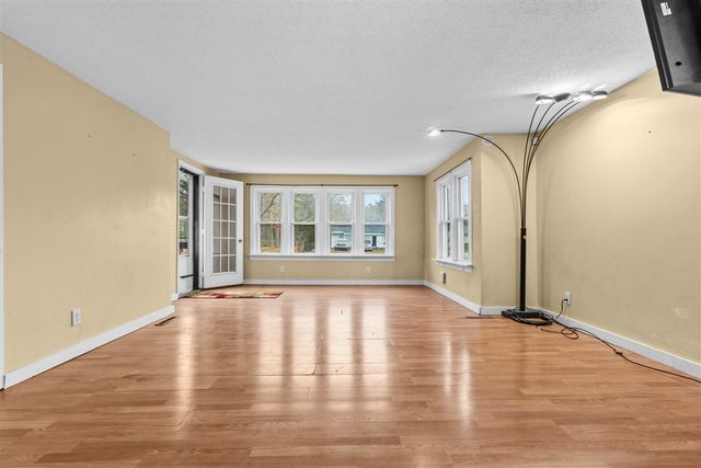 1487 S Brooks Road, Muskegon, MI 49442