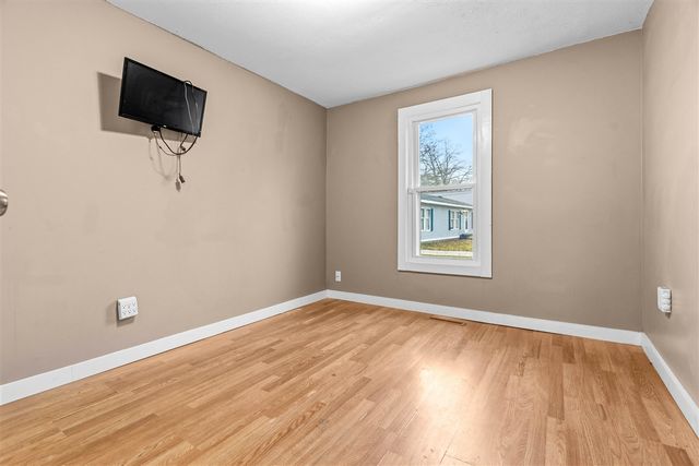 1487 S Brooks Road, Muskegon, MI 49442