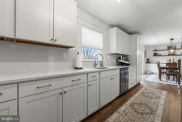 59 MARLBOROUGH AVE, Marlton, NJ 08053