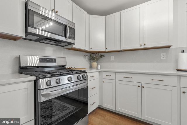 59 MARLBOROUGH AVE, Marlton, NJ 08053