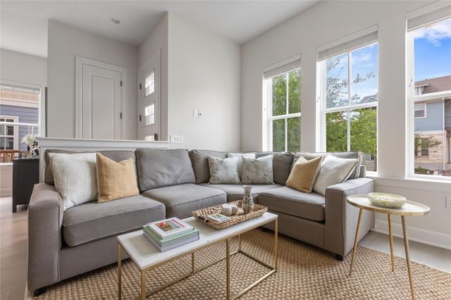 2906 Zach Scott ST, Austin, TX 78723