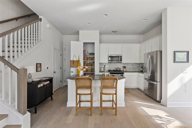 2906 Zach Scott ST, Austin, TX 78723