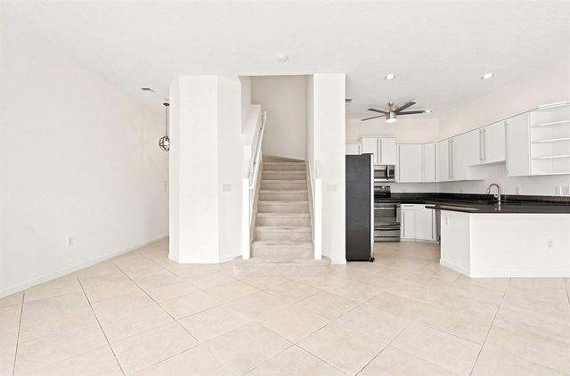 1224 NE 18th Avenue 1, Fort Lauderdale, FL 33304